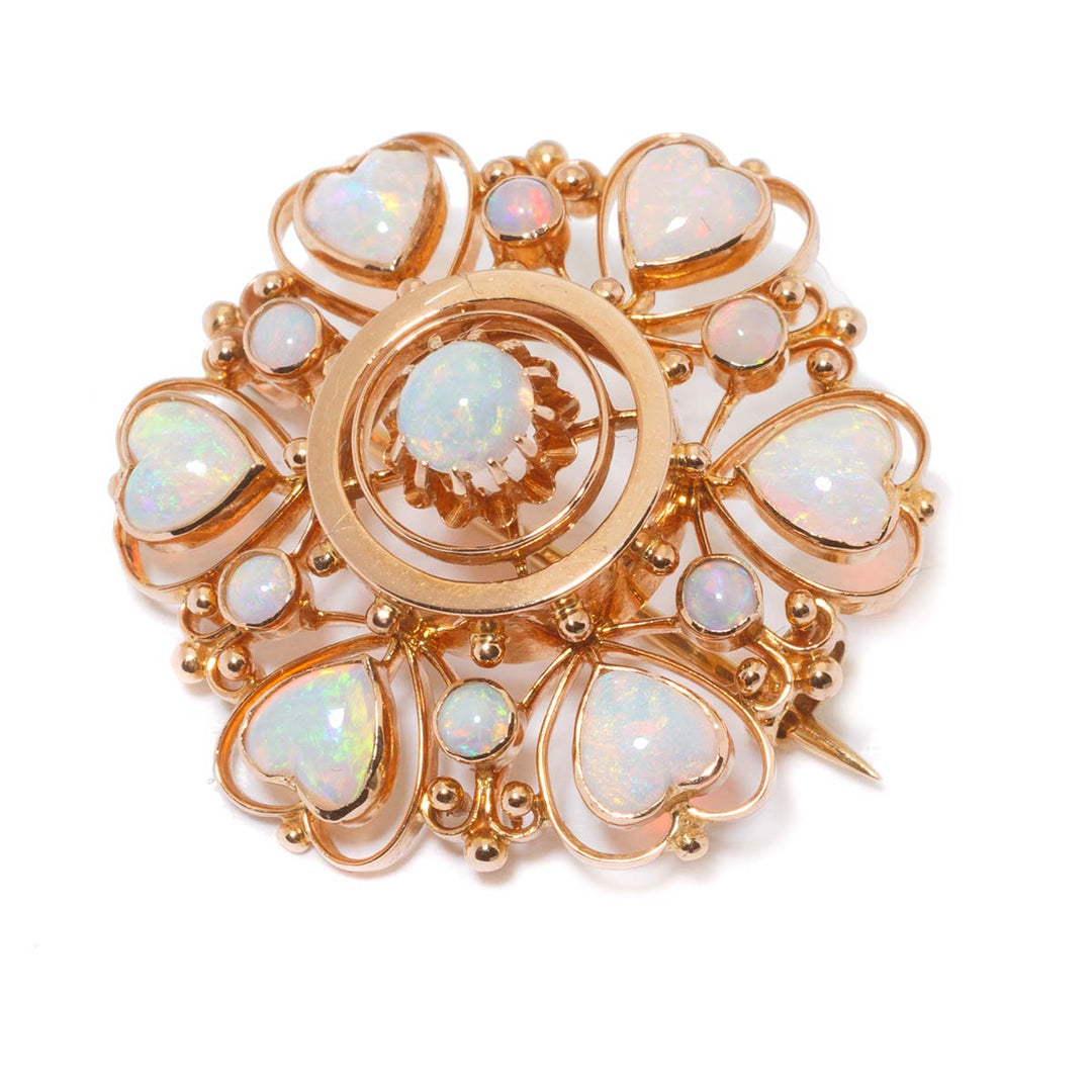 Opal-Brosche