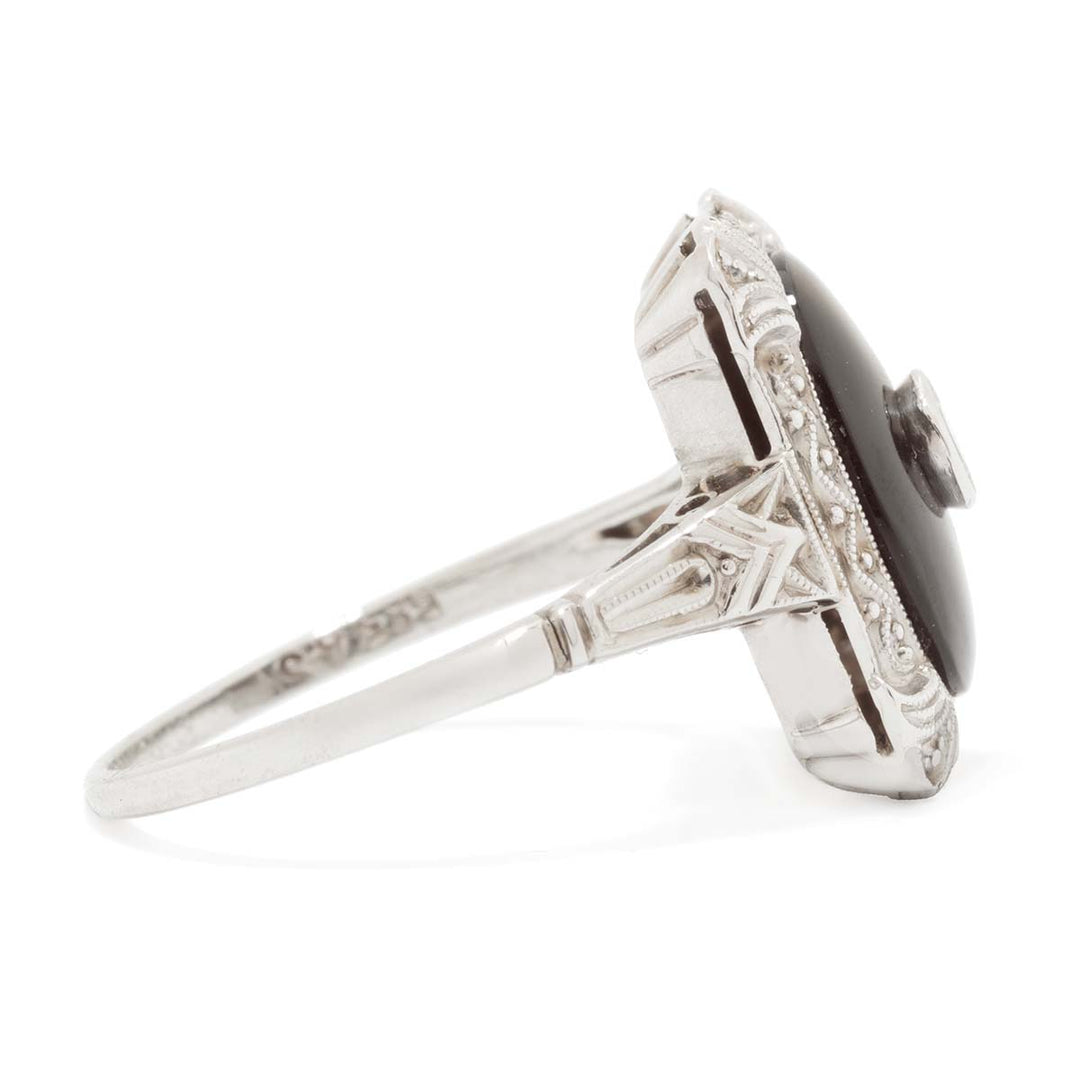 Onyx-Diamant-Ring