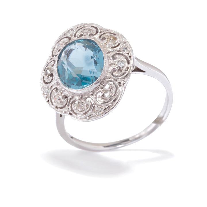 Aquamarin-Diamant-Ring