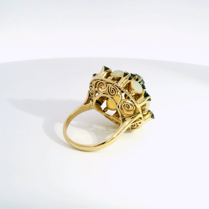 Opal-Saphir-Ring